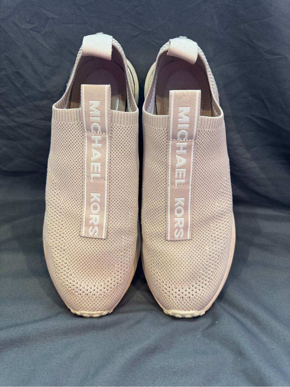 Michael Kors Women’s Slip-On Knit Sneakers in Pale Pink Sz 10